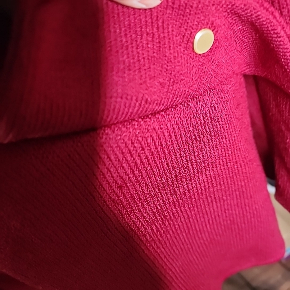 St. John Vintage Leather Trim Studded Sweater Blazer. Size 10 - Picture 13 of 16